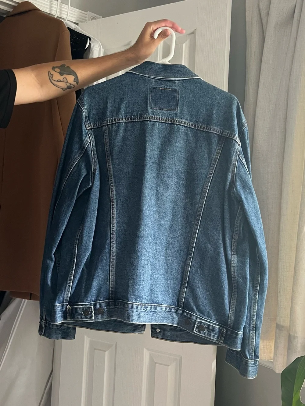 Levi's Dark Blue Denim Jacket - Picture 2 of 3